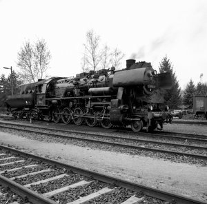 000536-EMBB 52 8154-8.jpg