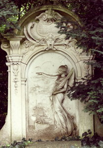 Familiengrab Lohmann.JPG