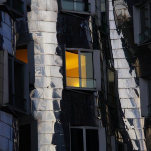 Abend im Medienhafen