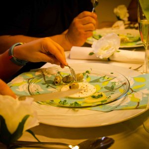 Kochen und Essen mit Freunden